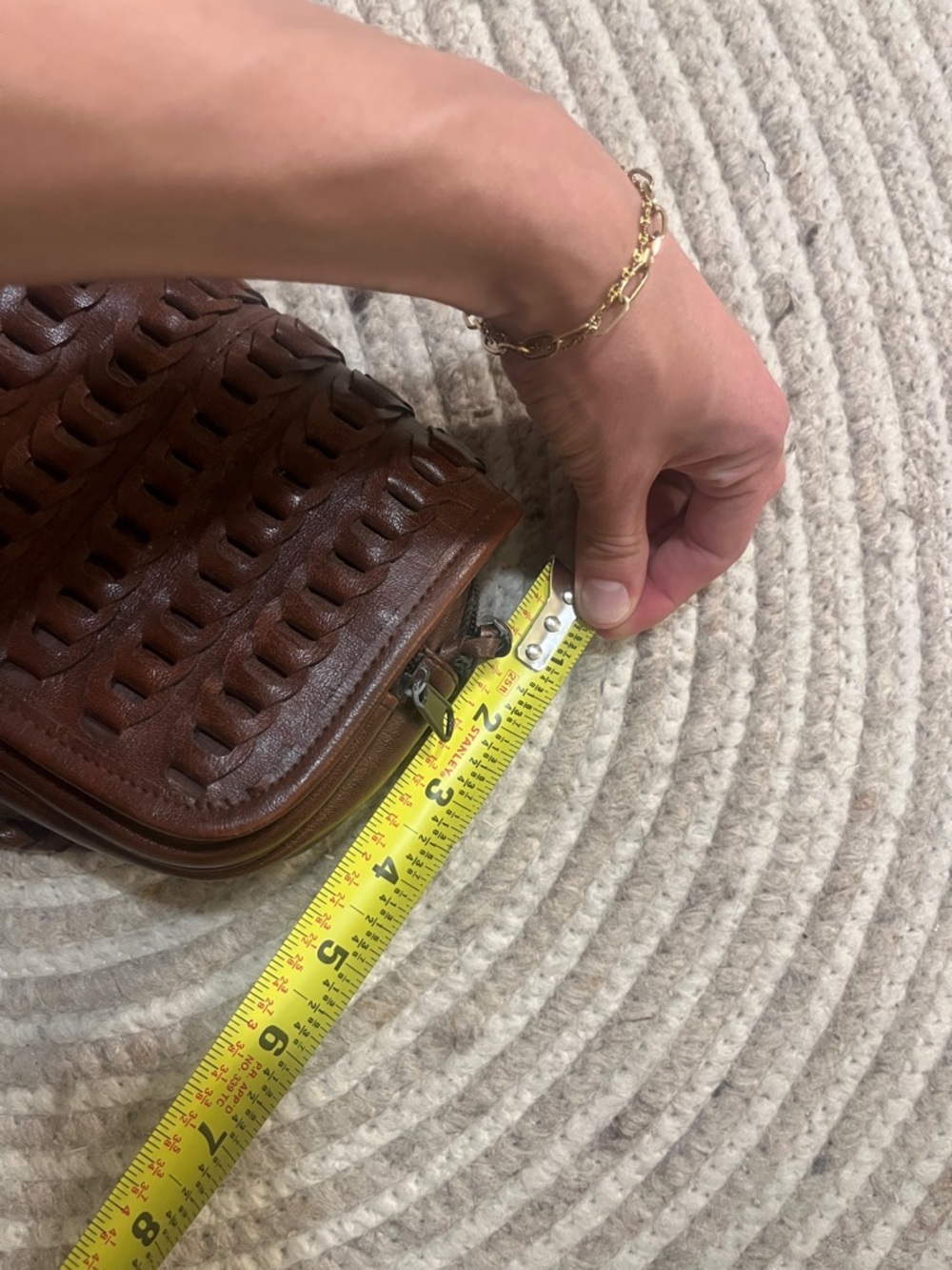 Woven Leather dark brown crossbody mini bag - Picture 6 of 7